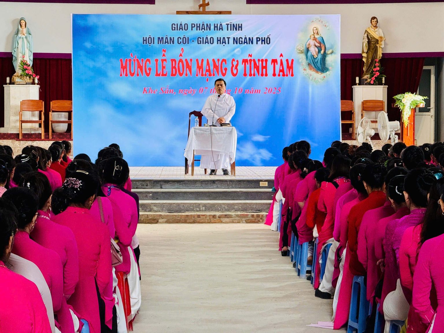 Hội Mân Côi Giáo Hạt Ngàn Phố: Tĩnh Tâm & Mừng Lễ Đức Mẹ Mân Côi